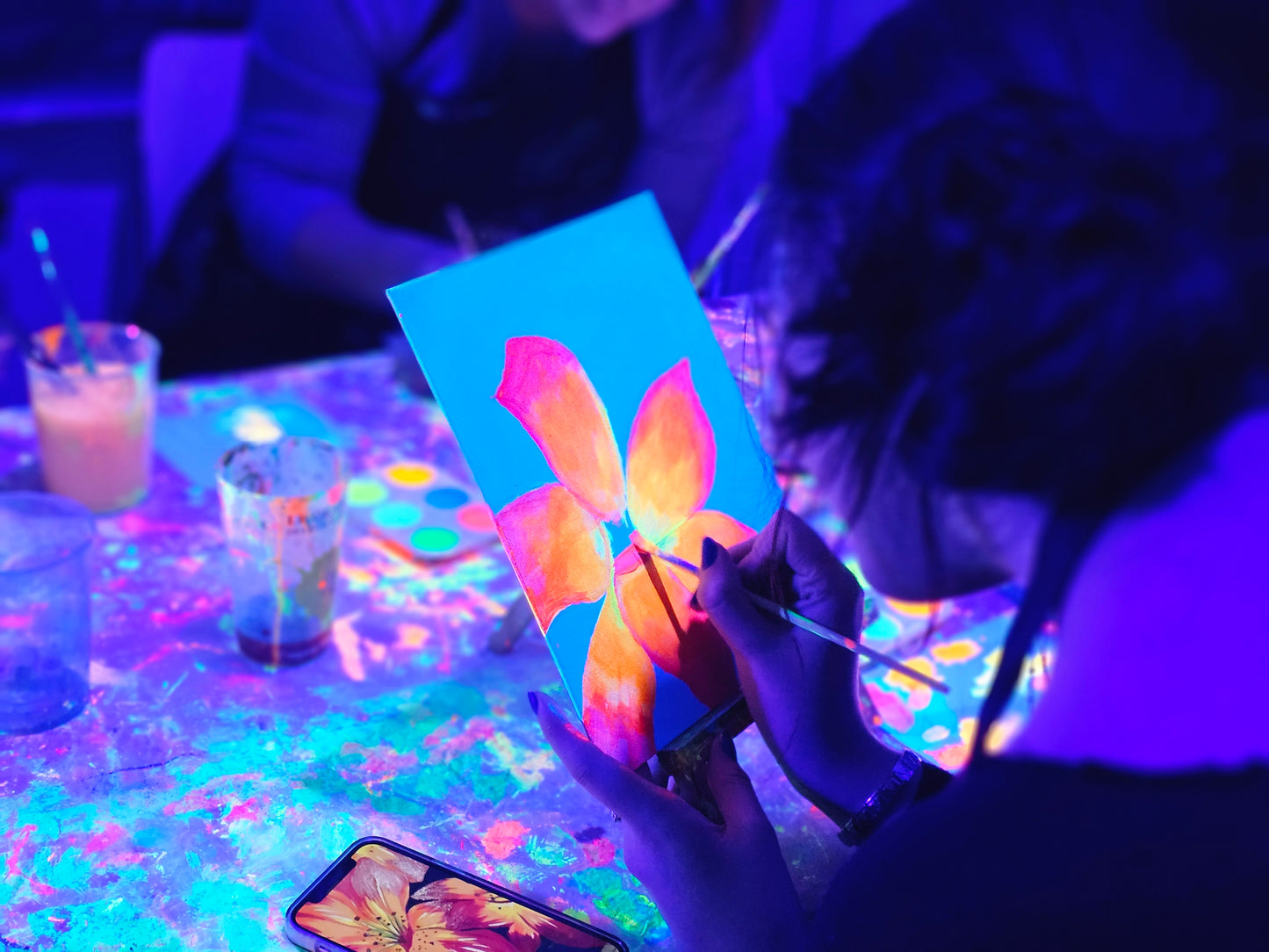 Atelier Dark light Painting - Peinture Fluo