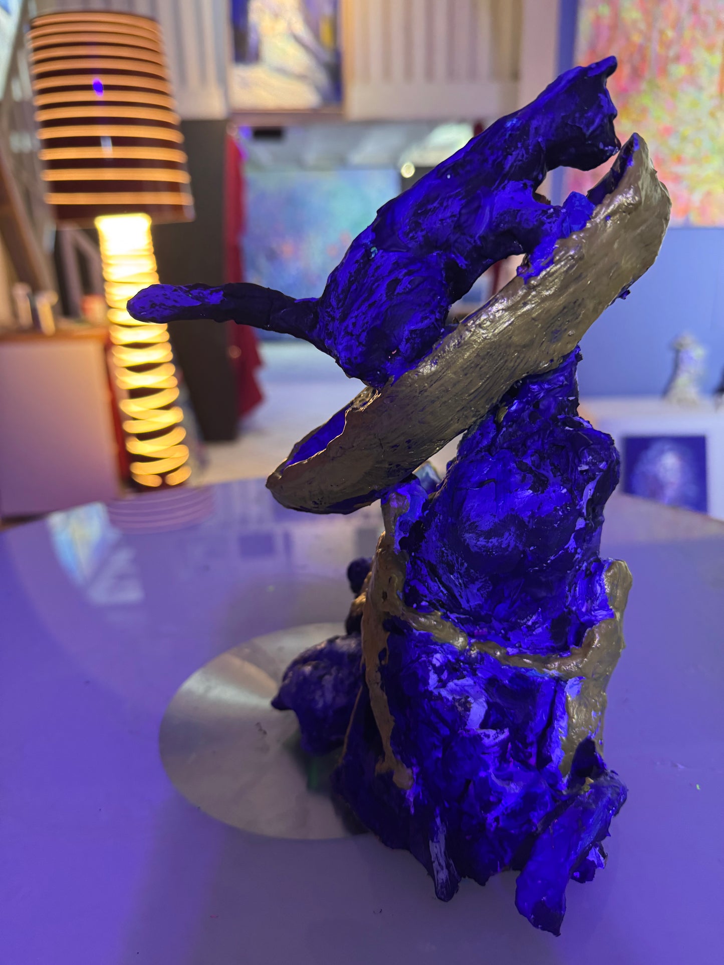 Team building sculpture