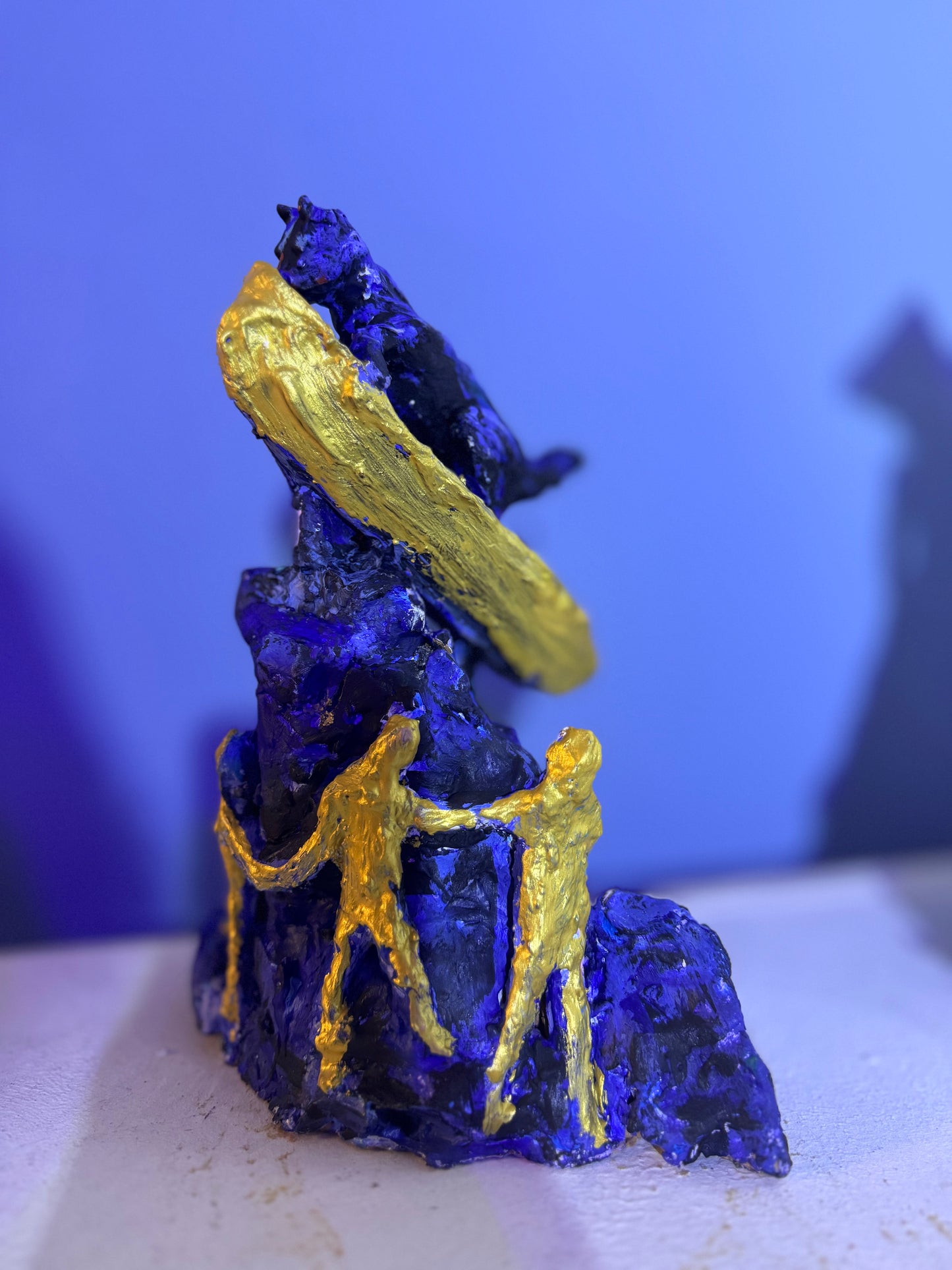 Team building sculpture