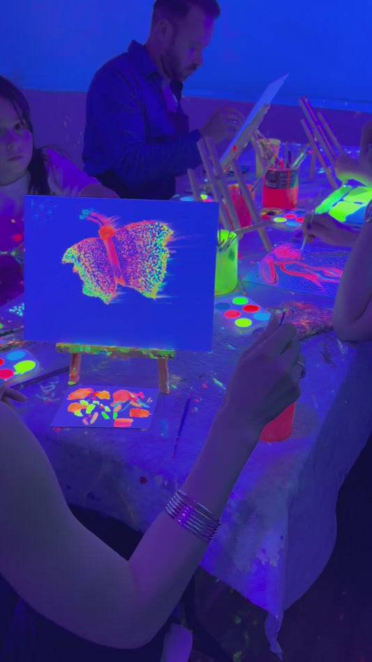 Dark light Painting Workshop - Fluo Painting