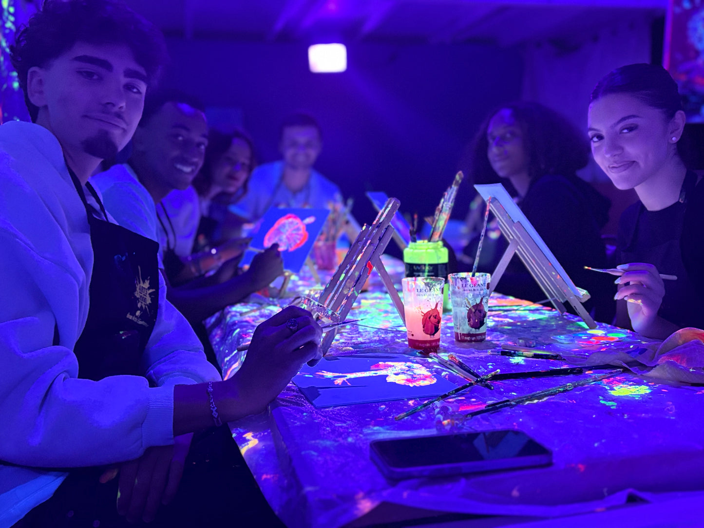 Atelier Dark light Painting - Peinture Fluo