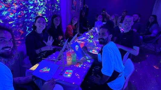 Atelier Dark light Painting - Peinture Fluo