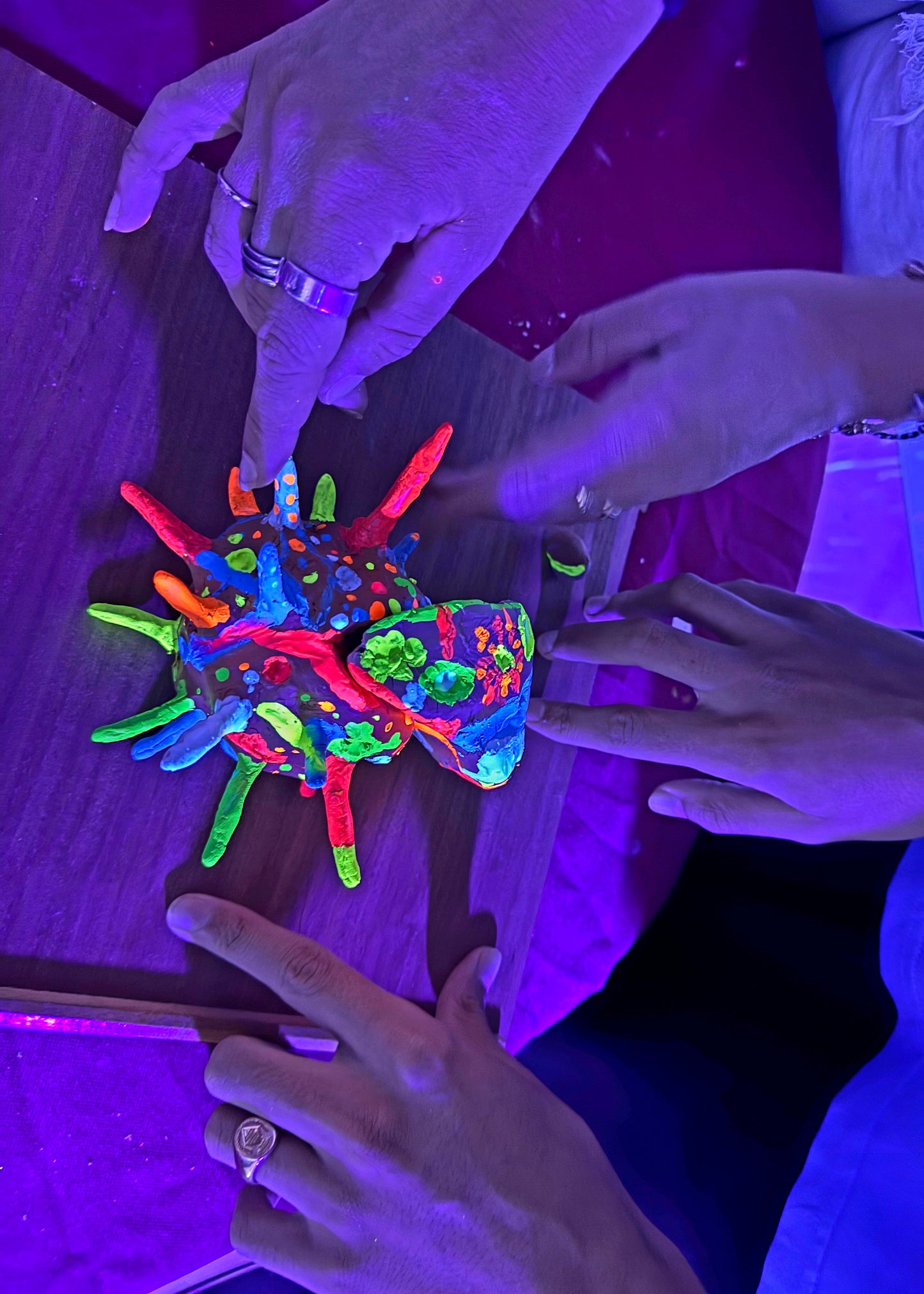 4-handed sculpture workshop in the dark in Lyon (69)